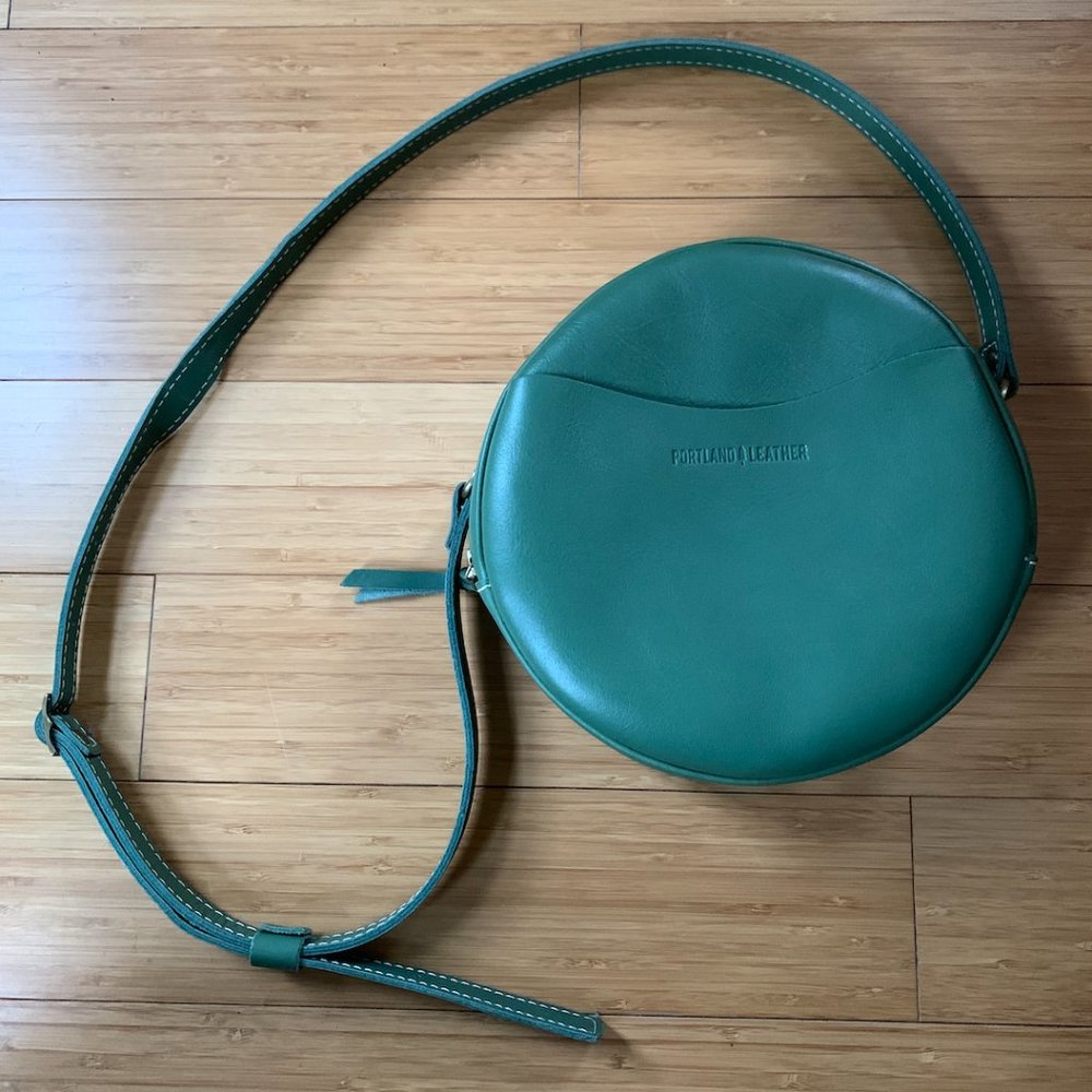 Portland Leather Large Crossbody Circle Bag- Eucalyptus Green